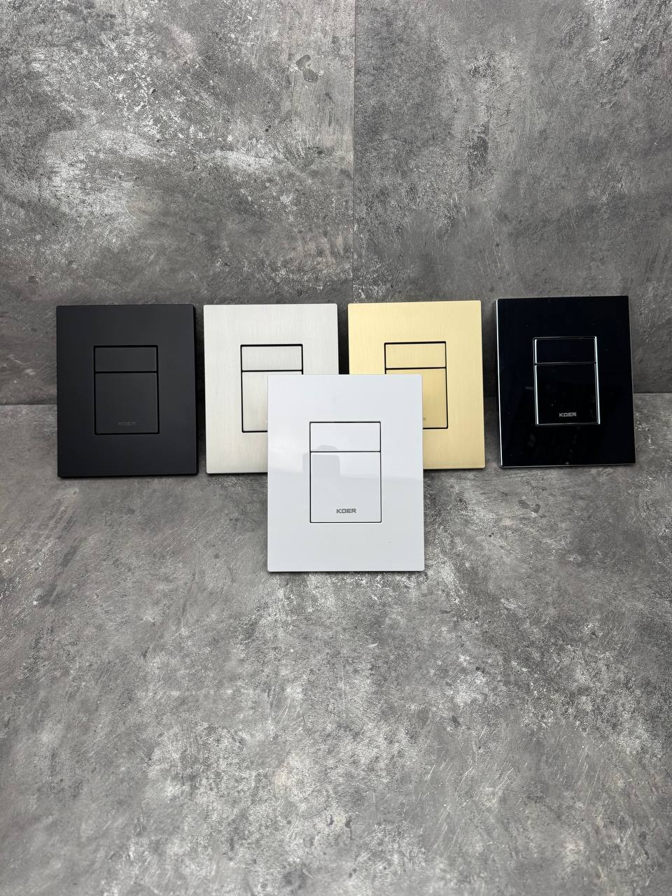 Панель змиву KOER KT-0607-12 157x198x3mm пластикова, кнопка квадратна (колір матове золото) (KR5715)