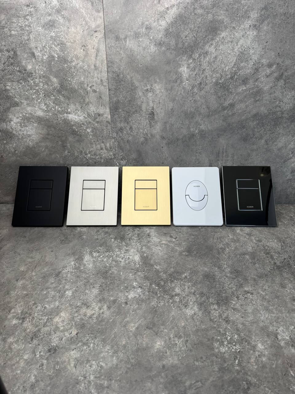 Панель змиву Koer KT-0606-03 157x198x10mm пластикова, кнопка закруглена (колір білий) (KR5713)