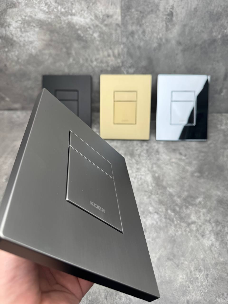 Панель змиву KOER KT-0607-07 157x198x3mm пластикова, кнопка квадратна (колір графіт) (KR5345)
